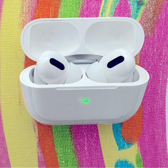 Wireless Earbud Headphones